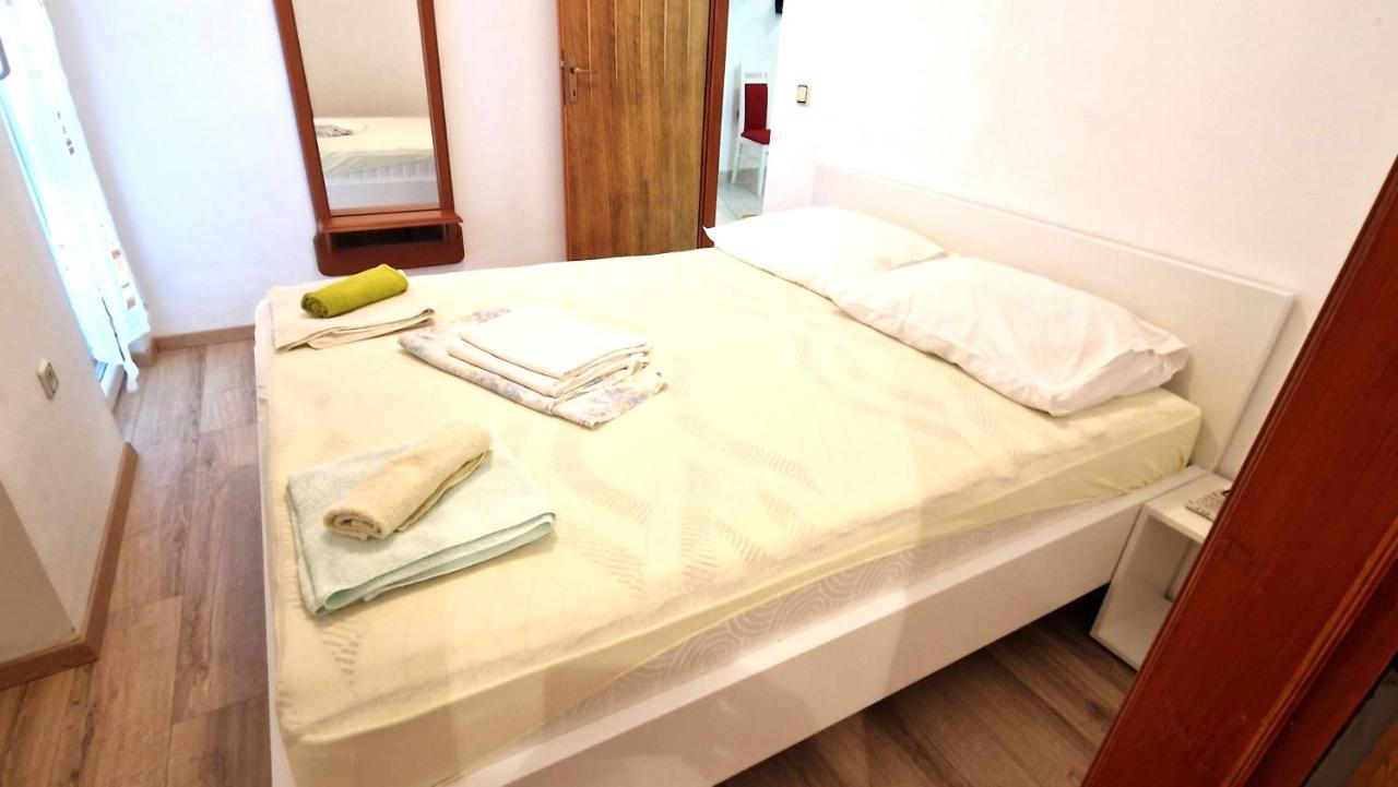 Apartments Miklic Krk Town Zewnętrze zdjęcie