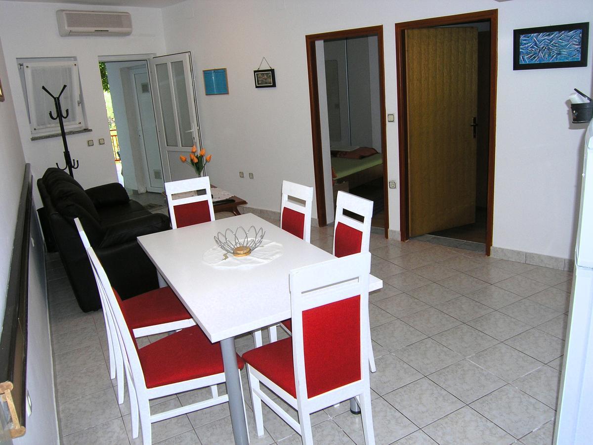 Apartments Miklic Krk Town Zewnętrze zdjęcie