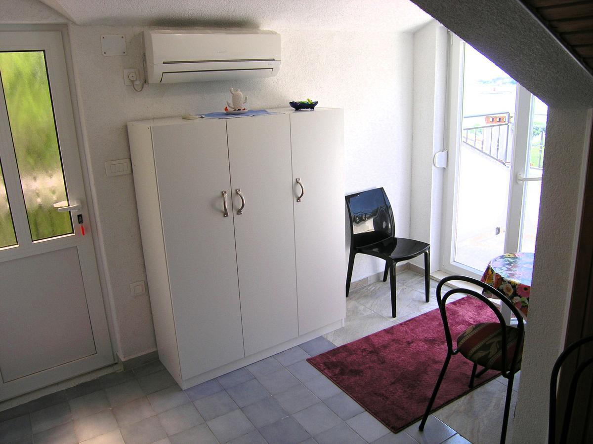 Apartments Miklic Krk Town Zewnętrze zdjęcie